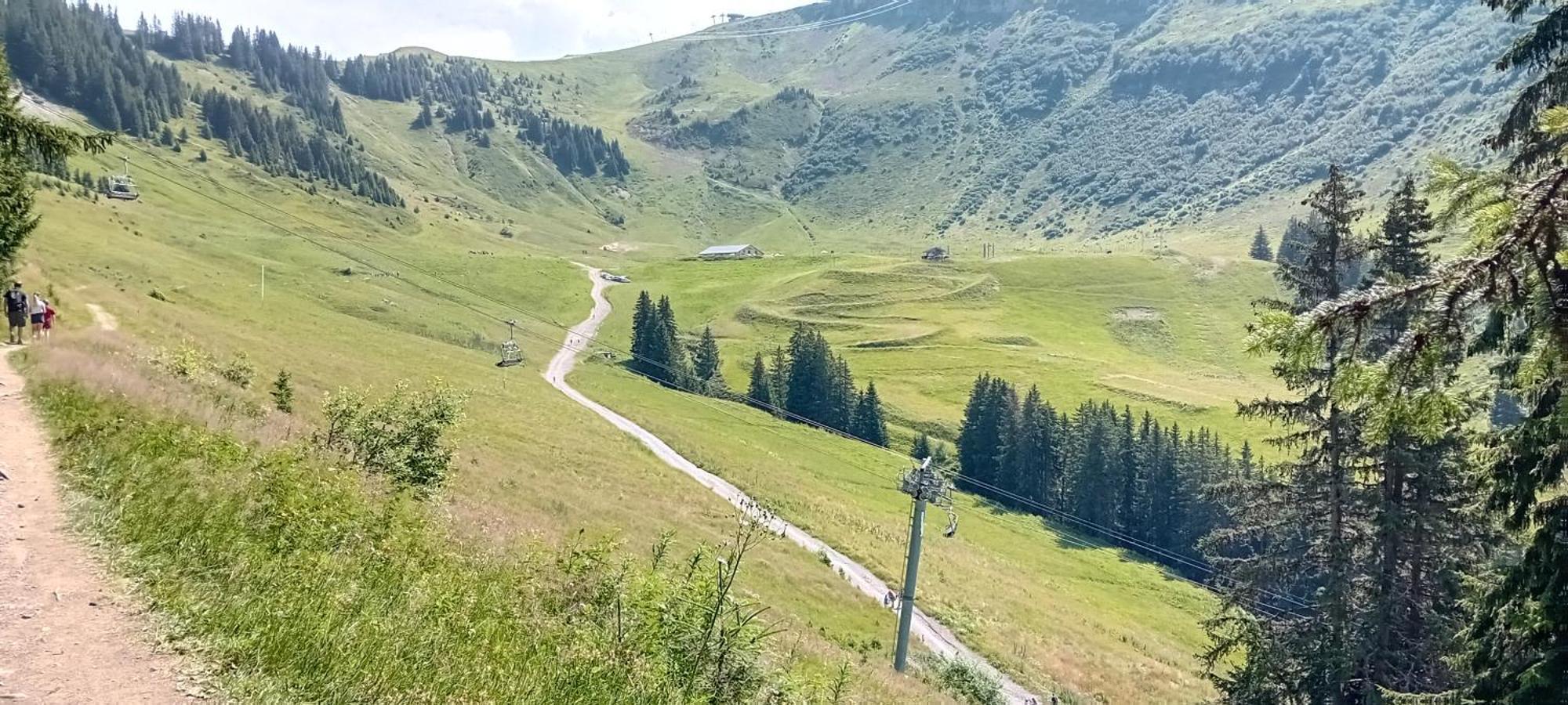 Residence Le Plate Les Carroz d'Araches Bagian luar foto
